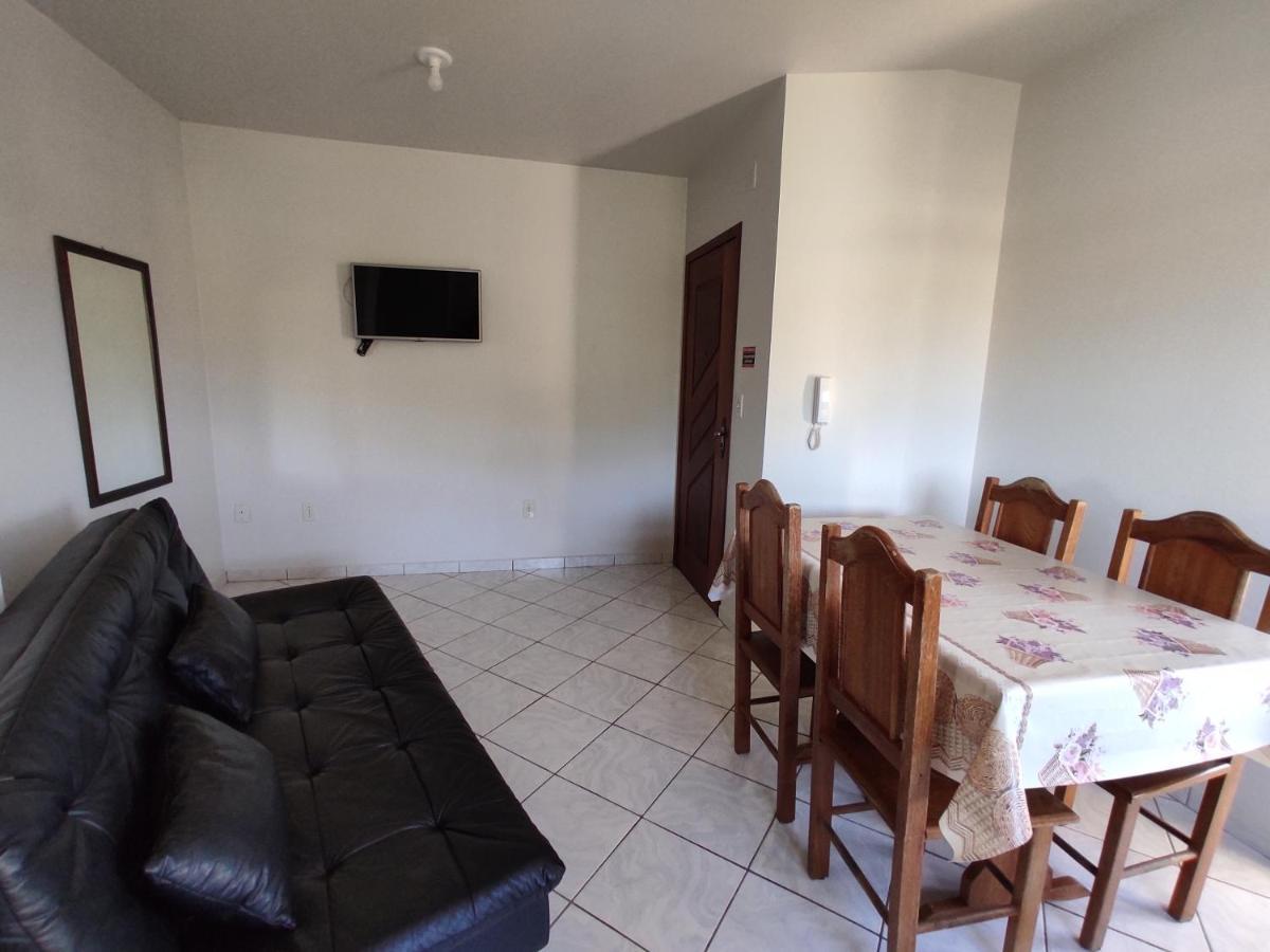 Residencial Medeiros Apartment Guarda do Embau Room photo